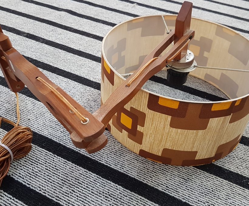 Wat als je zelf je kapotte lamp wilt maken?